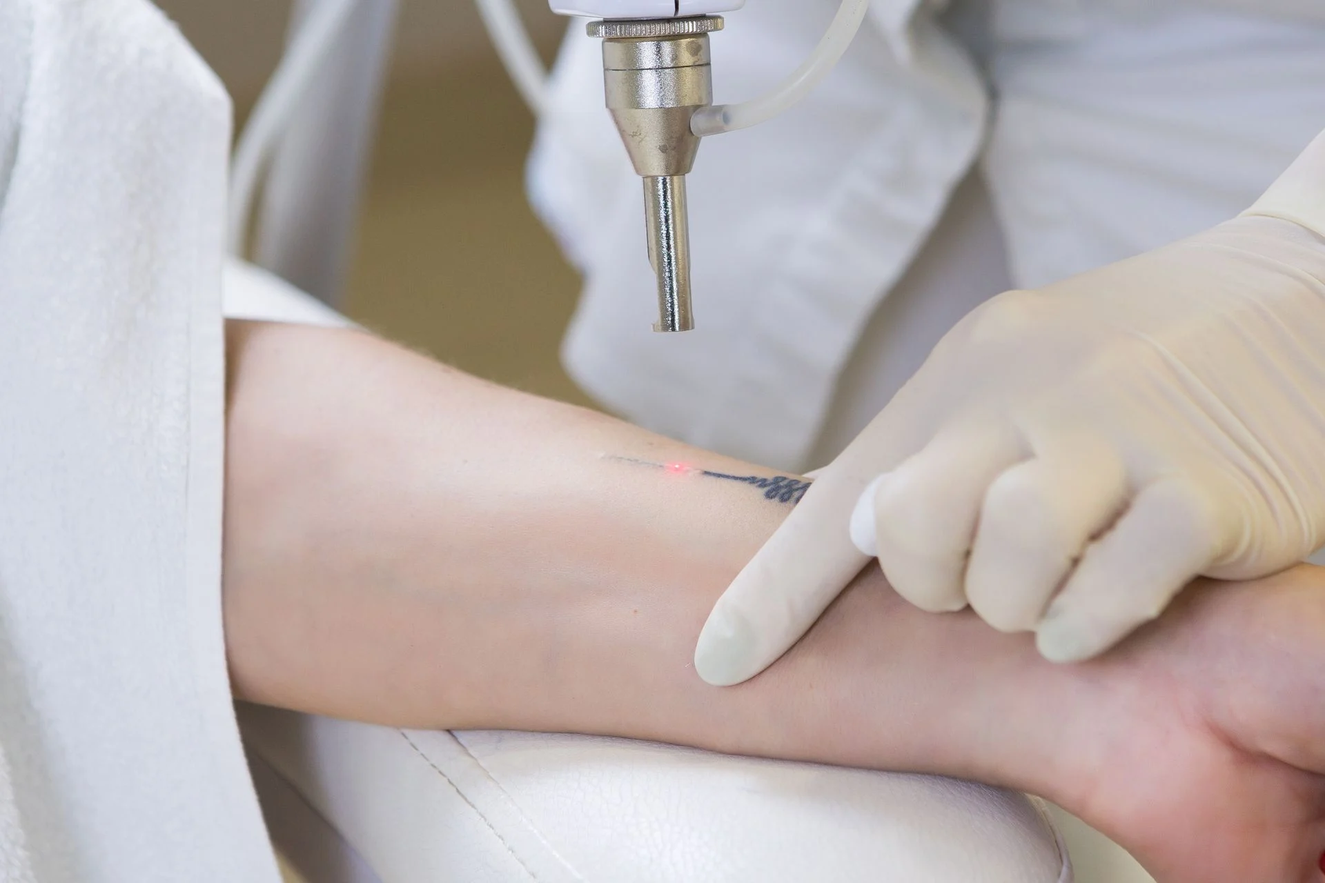 Top Aesthetic Laser Treatments to Try in Portsmouth, RI